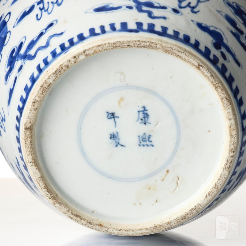 A blue and white jar with cover, - 图7